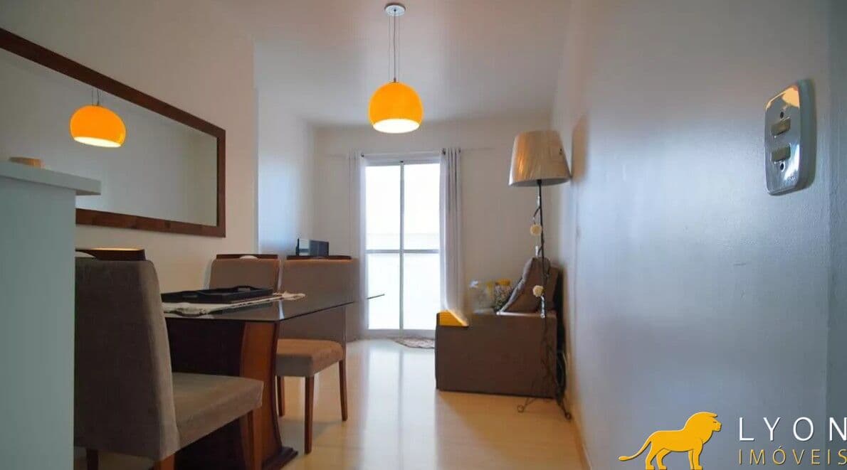 Apartamento Mobiliado, sacada, 3 dormitórios, 1 suíte, 1 vaga