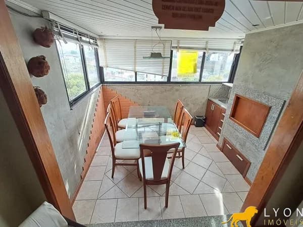Apartamento mobiliado, sacada com churrasqueira