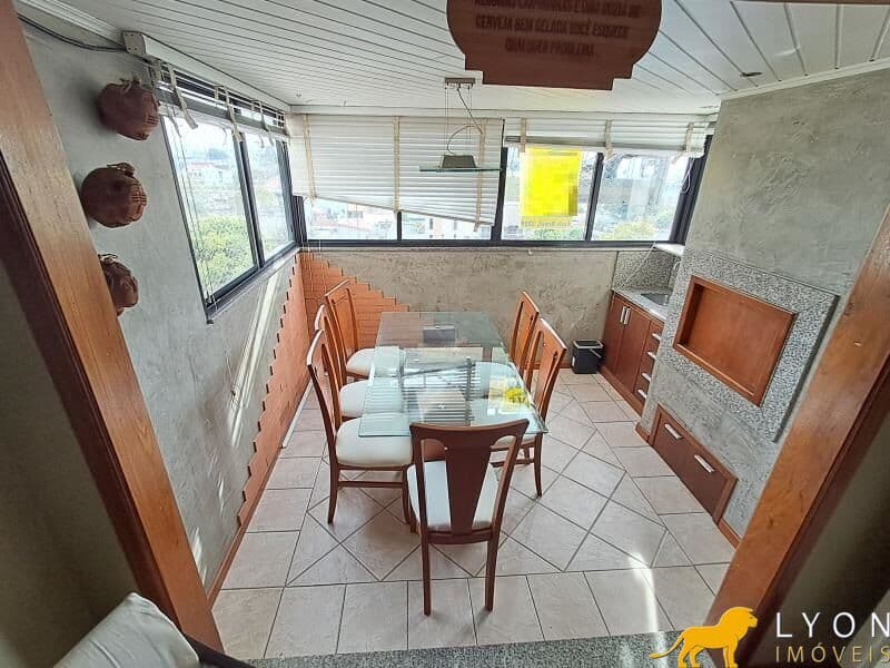 Apartamento mobiliado, sacada com churrasqueira