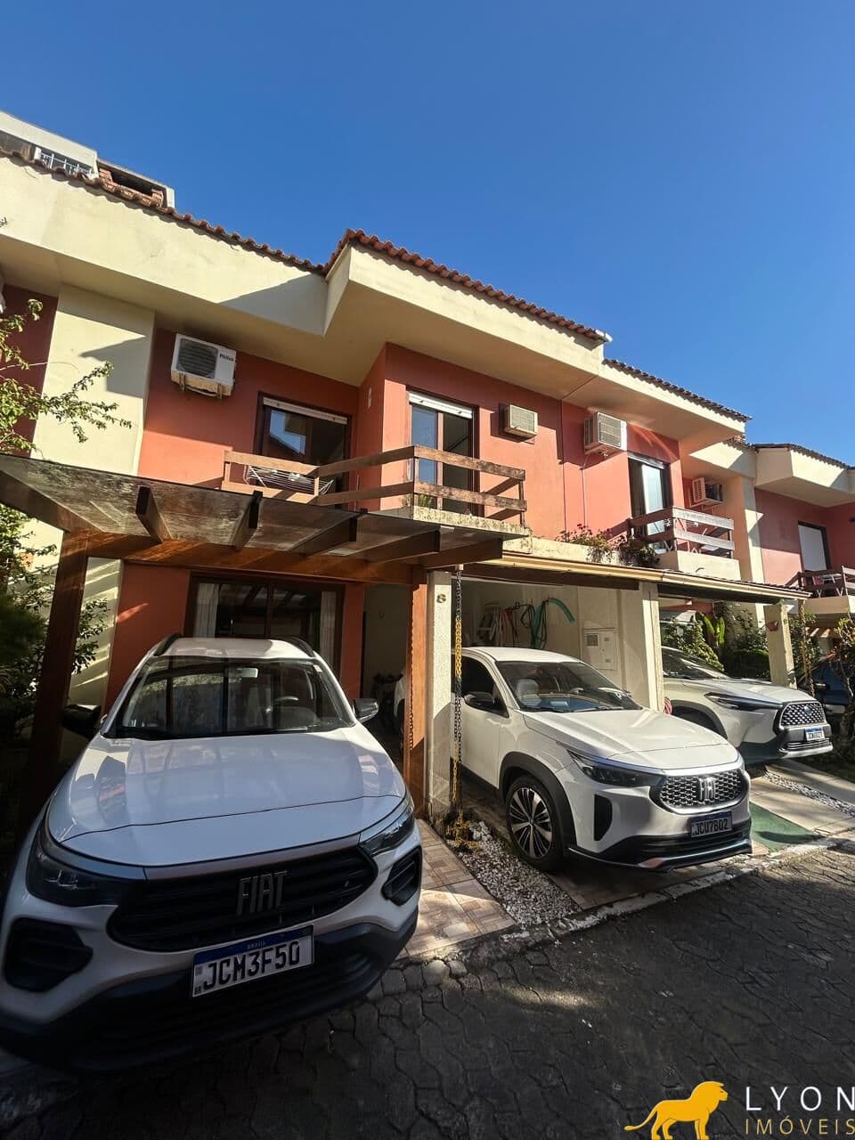 Casa à venda em Condomínio no Petit Village | Bairro Tristeza