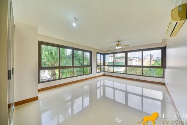 Apartamento com 2 suítes e 2 vagas para venda no bairro Bela Vista em Porto Alegre