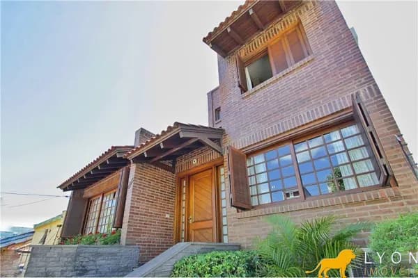 Casa com 3 dormitórios à venda, 355 m² no bairro Santo Antônio - Porto Alegre