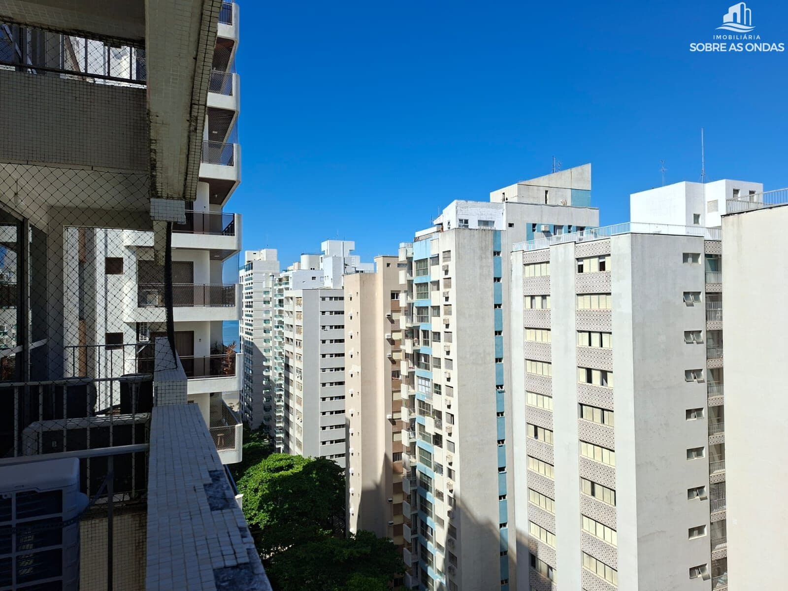 Apartamento em Guarujá - Barra Funda