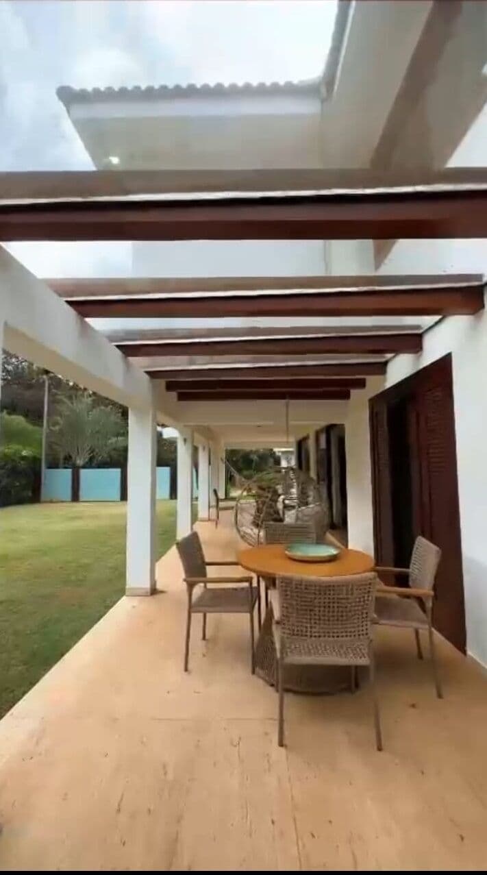 Casa no Jardim Florença, 5 suítes, piscina, Goiânia/GO