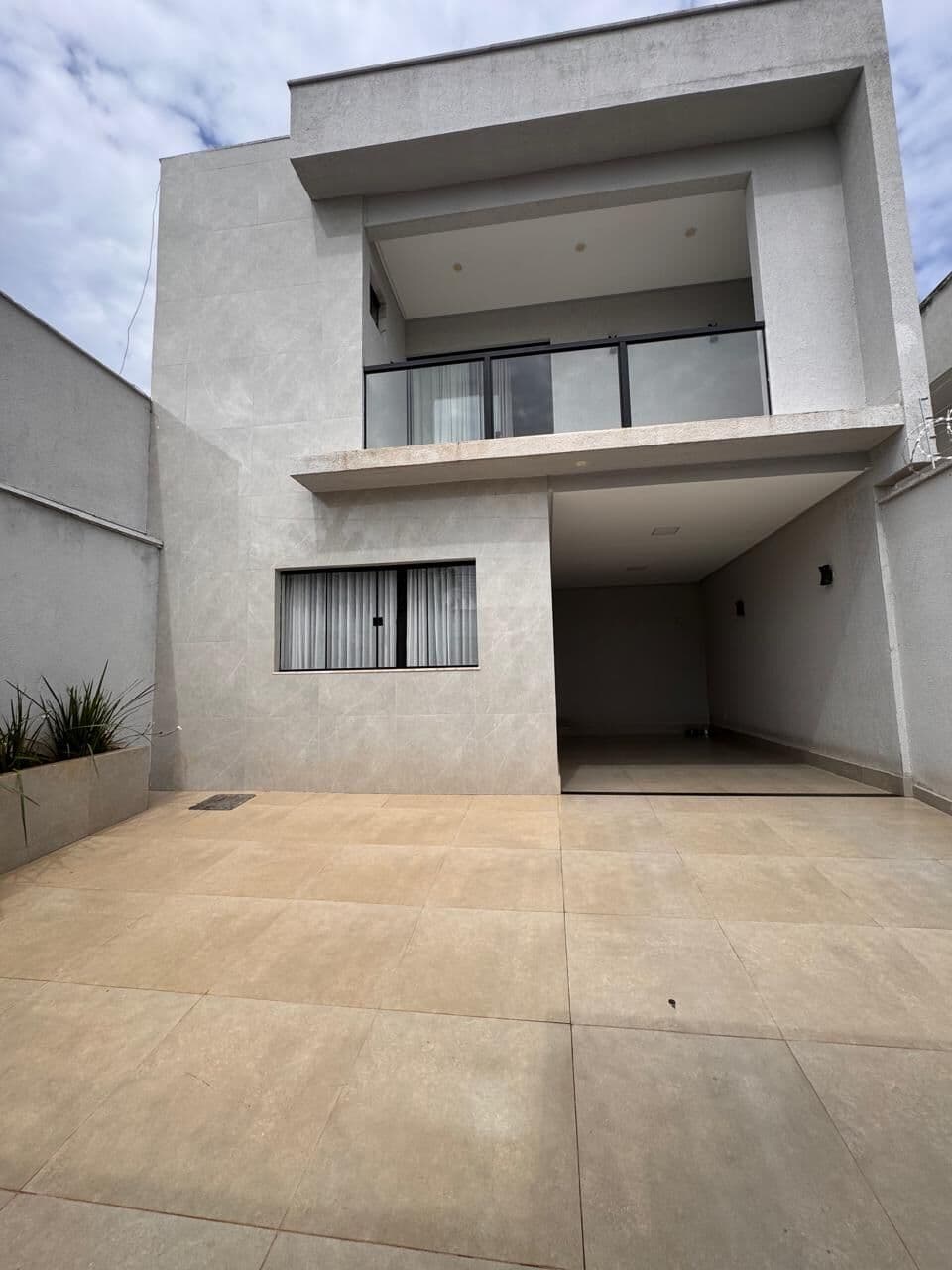 Casa Sobrado 245m², 3 Suítes Plenas, Jardim Atlântico, Goiânia