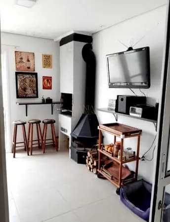 Casa em Condomínio 3 Dormitórios 1 Suíte 2 Vagas