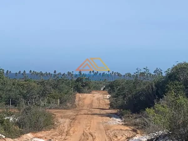 Terreno à venda no bairro Praia do Forte em Mata de São João/BA