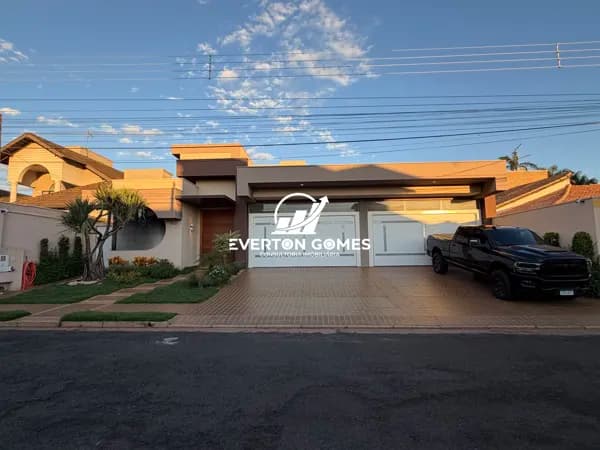 Casa Alto Padrão em Condomínio de Mirassol