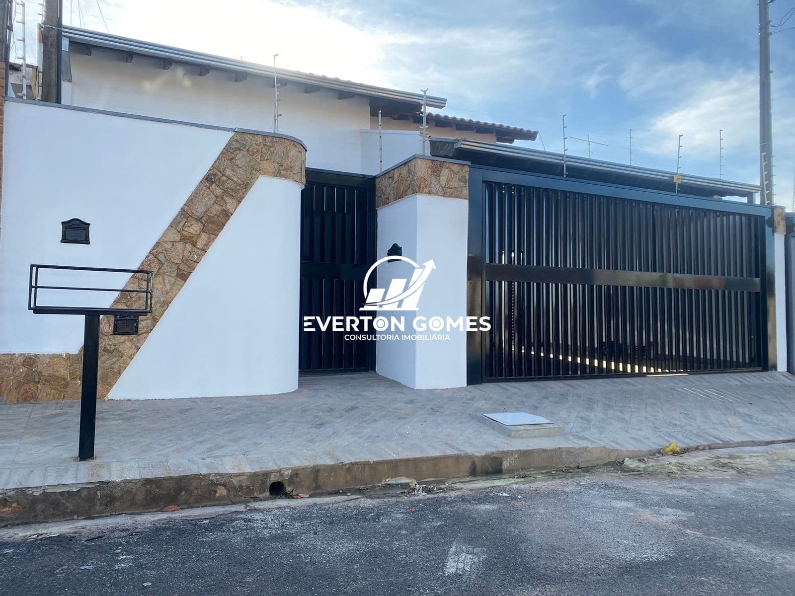 Casa Regissol 1 em Mirassol-Sp