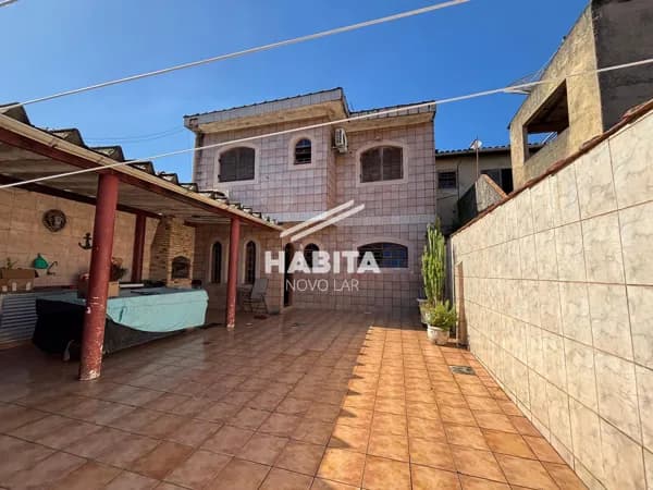 Casa à venda com edícula - Vila São Jorge / São Vicente