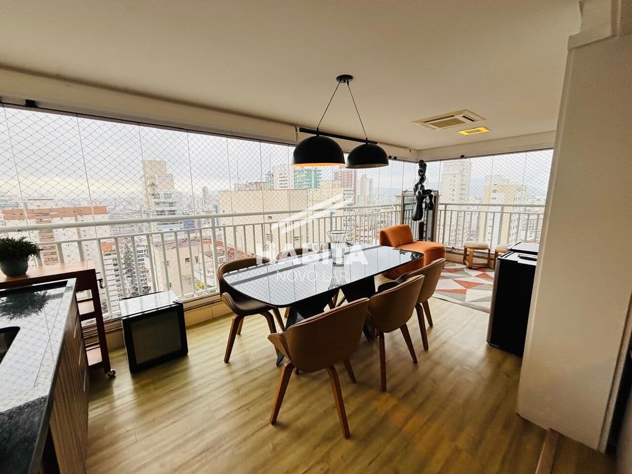 Apartamento à venda 3 dormitórios - PORTEIRA FECHADA em Boqueirão, Santos/SP