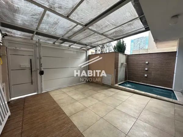 Casa Triplex em Encruzilhada, Santos/SP