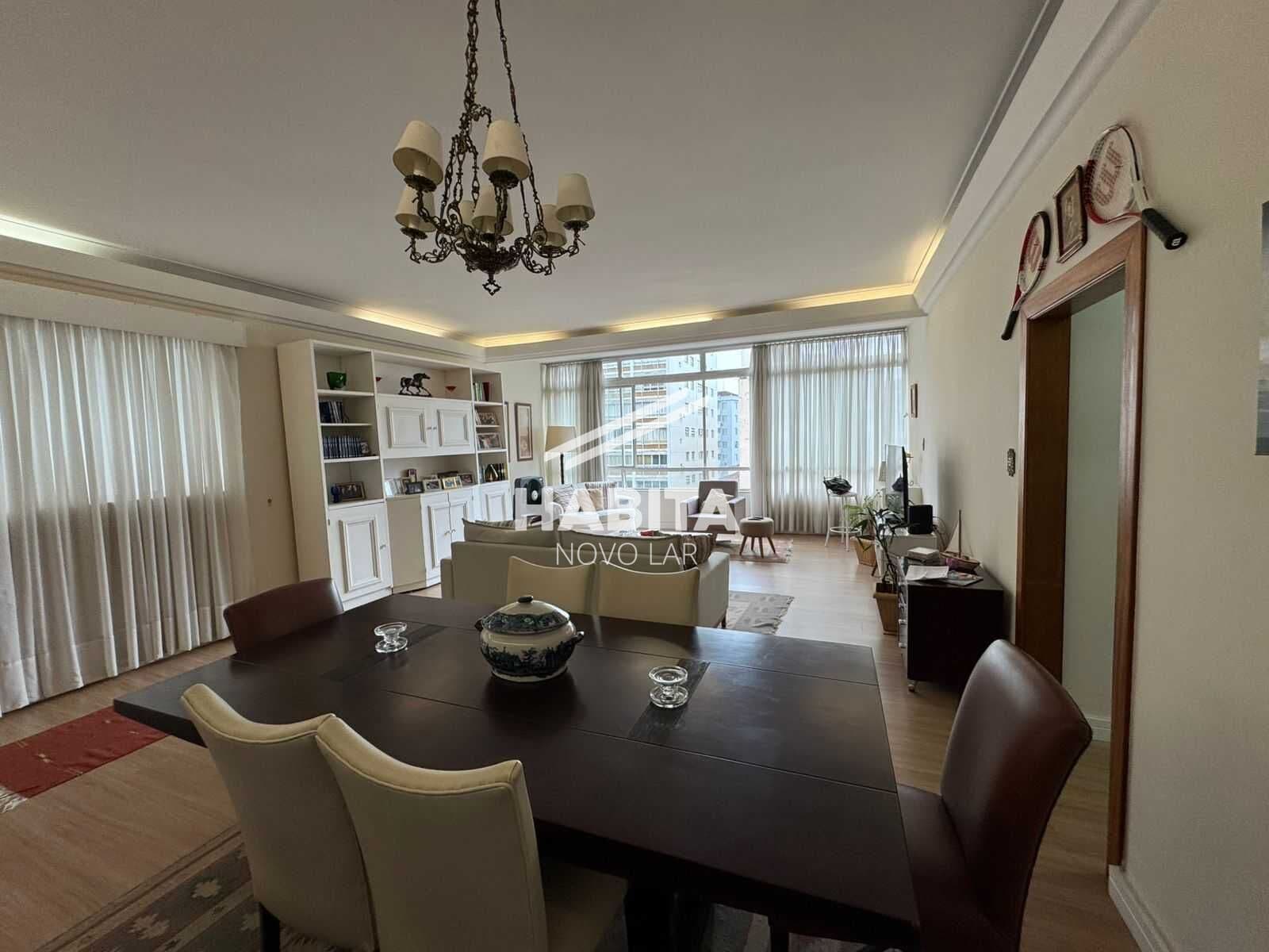 Apartamento em Gonzaga, Santos/SP