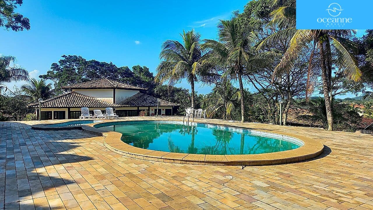 Residência de Alto Padrão a 800m da Praia de Geribá, Búzios - 4 suítes, Espaço Gourmet Completo e Paisagismo Excepcional
