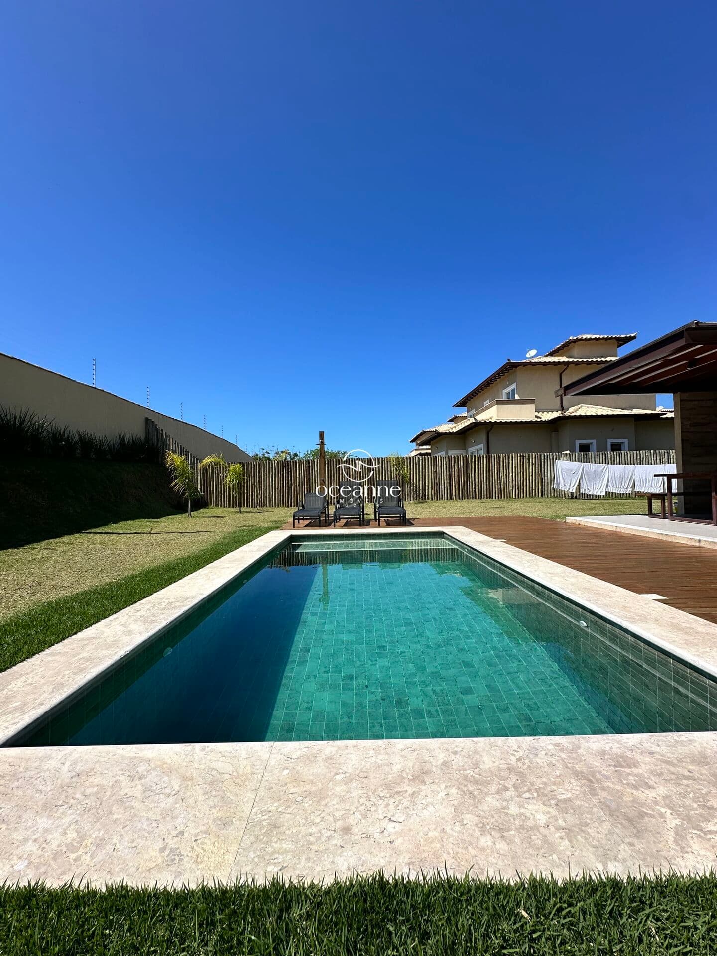 Excelente Casa em Condomínio no Centro de Búzios