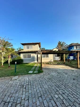 Casa Espetacular em Condomínio Completo a 300m da Praia