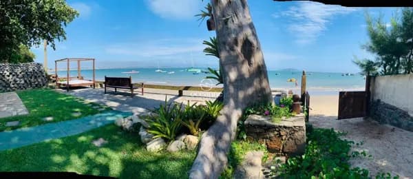 Casa pé na areia em Manguinhos
