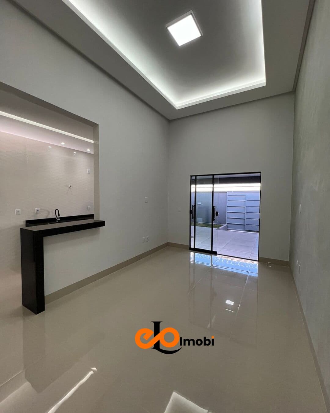 Casa Padrão 3/4 sendo uma suíte com closet
