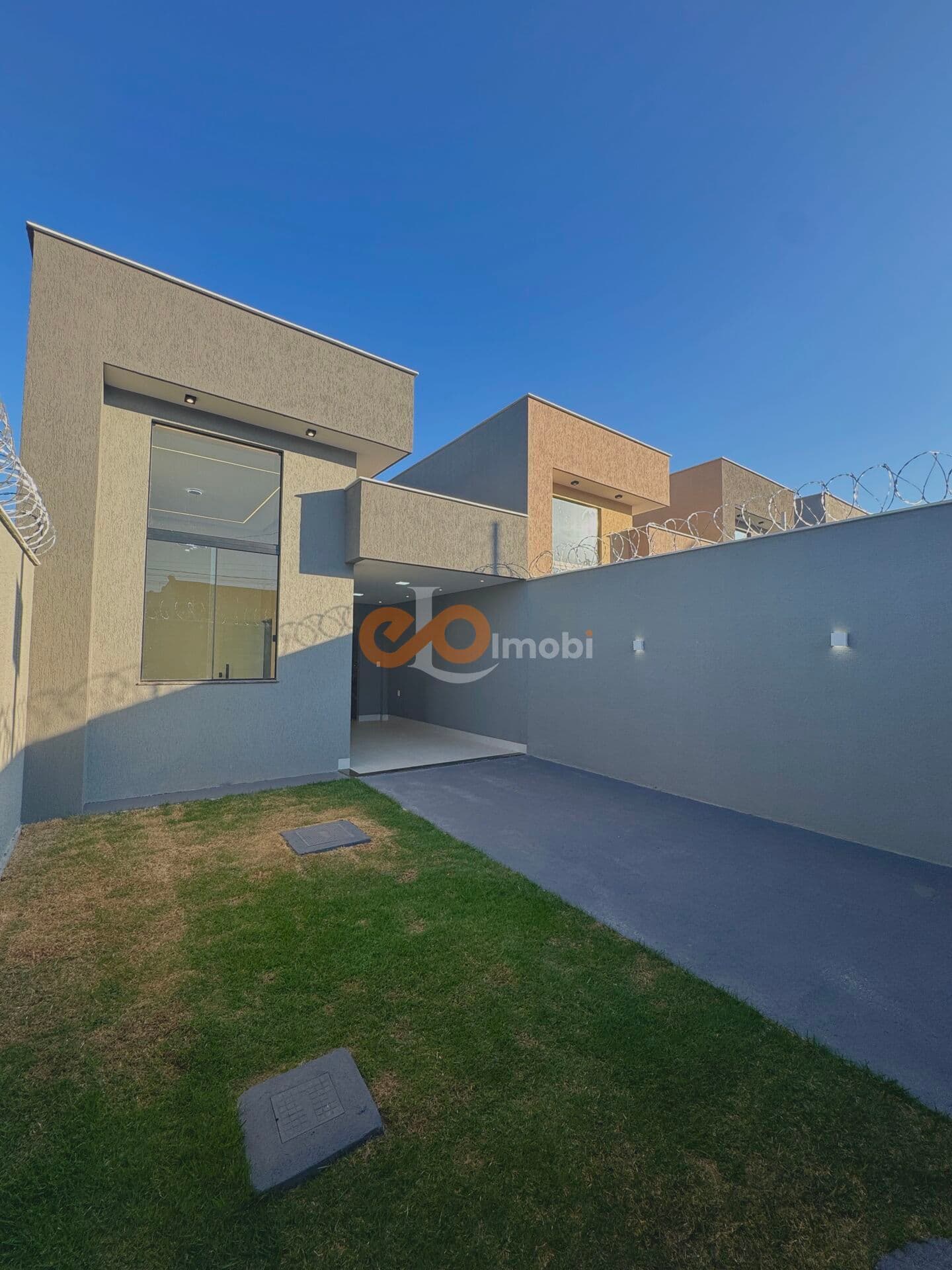 Casa em Senador Canedo - Residencial Ravena