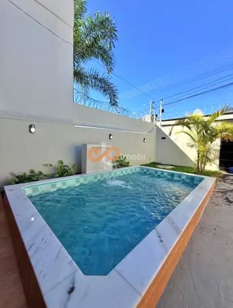 Casa Térrea com piscina