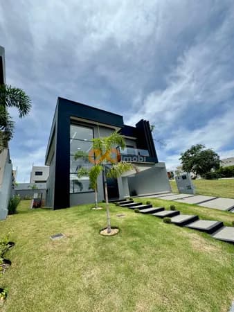 Sobrado de 4 suítes no Condomínio Vale Verde