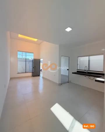Casa 3/4 sendo 1 suíte com closet
