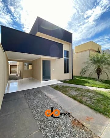 Casa 3/4 sozinha no lote