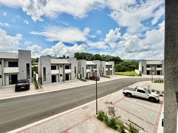 Casa nova em condominio fechado em Louveira para locação