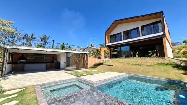 Casa em Condomínio a venda