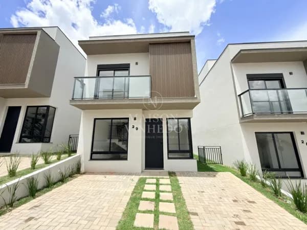 Casa em Condomínio a venda