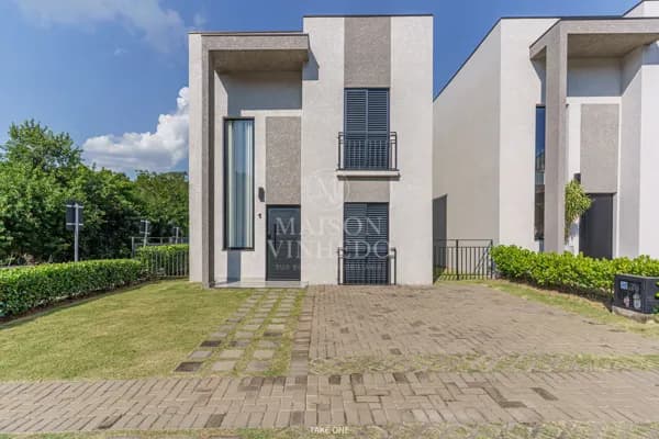 Casa em Condomínio a venda
