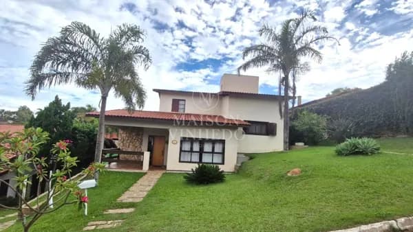 Casa em Condomínio a venda