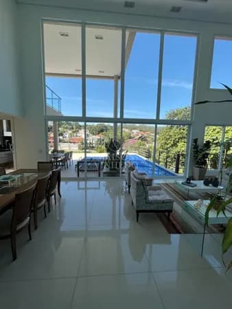Alto padrão no Marambaia - 4 suites, elevador e vista para o lago a venda