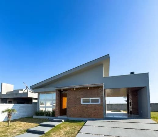 Casa de alto padrão no Condomínio Águas do Atlântico
