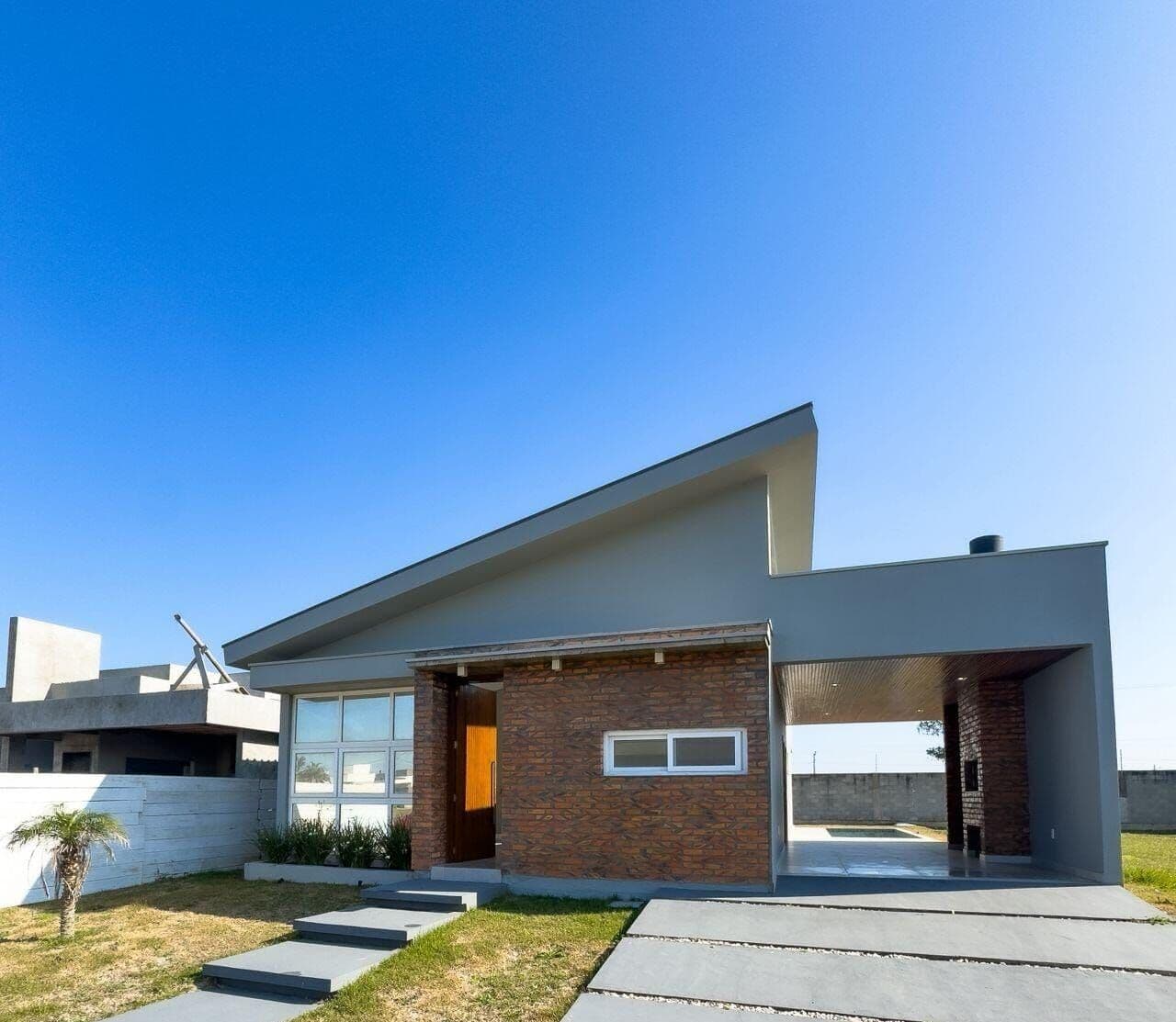 Casa de alto padrão no Condomínio Águas do Atlântico