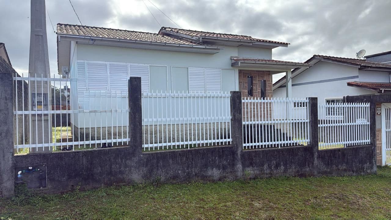Casa de Alvenaria no bairro Metropol