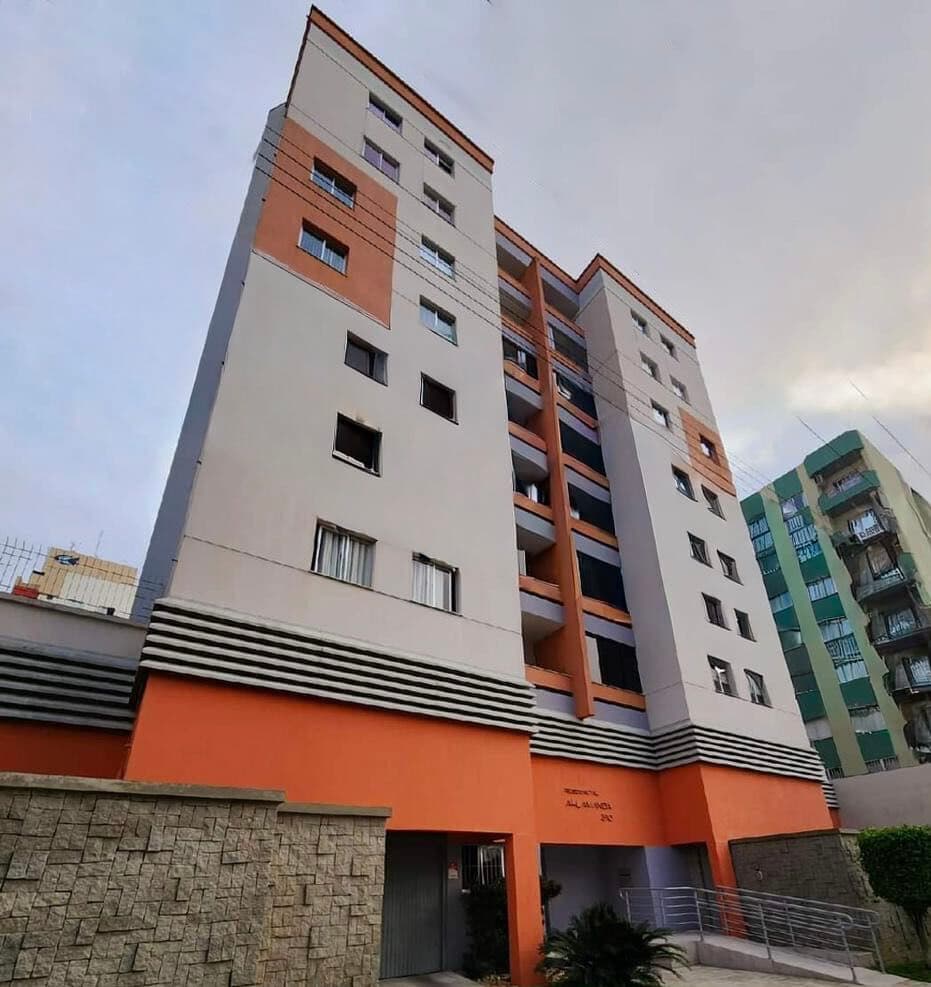 Apartamento de 03 quartos no centro de Criciúma