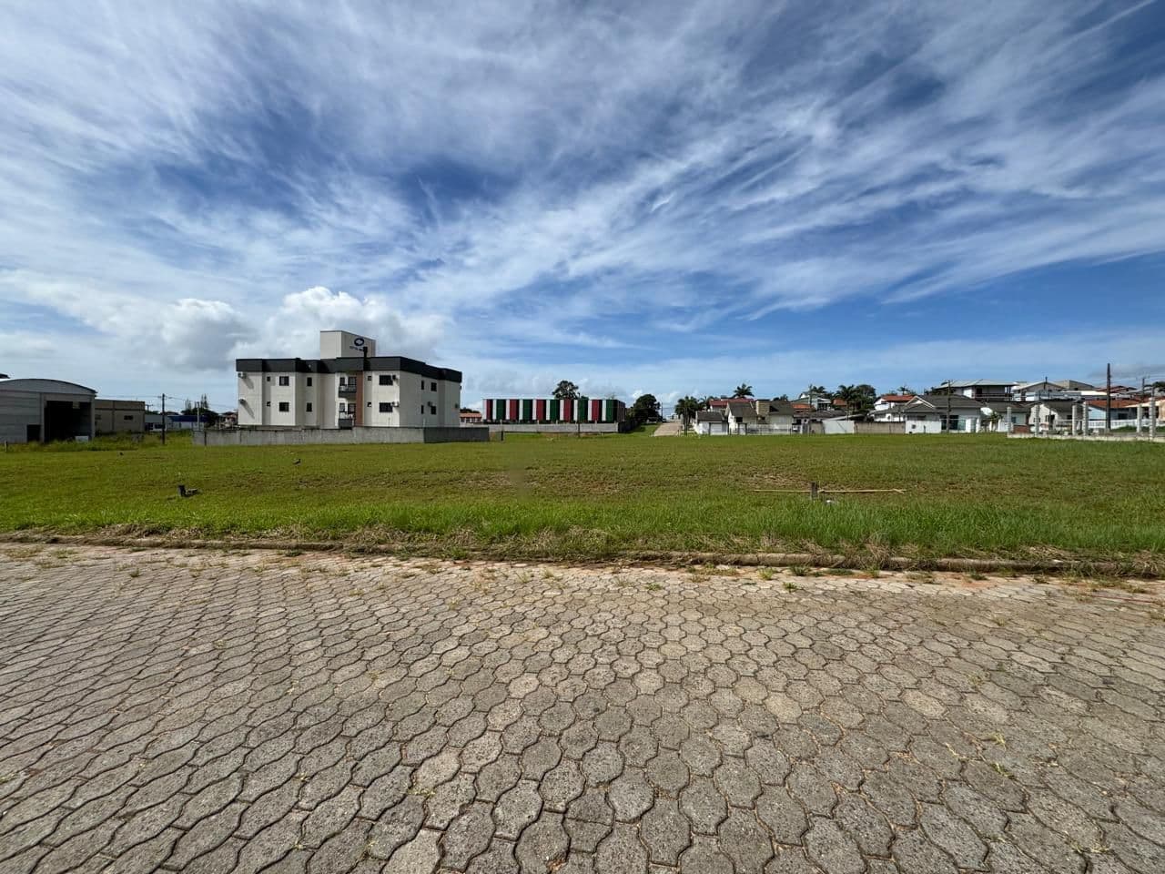 Terreno em Loteamento com 450m² lote 05 quadra M