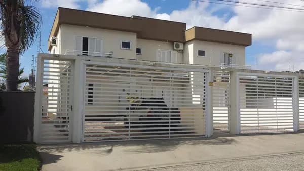 Casa no Jardim Maristela totalmente mobiliada