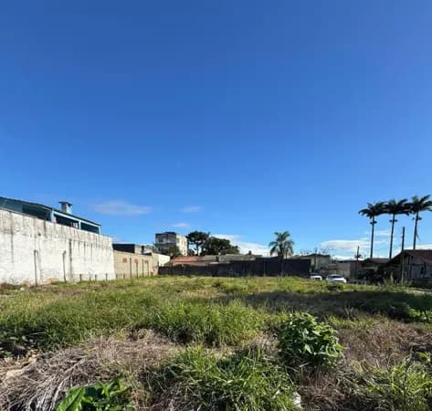 Terreno de 848,67 m²