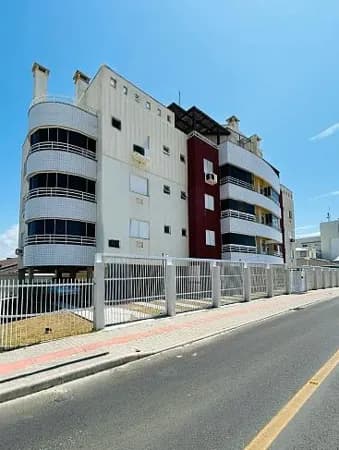 Cobertura de dois andares á beira mar no Balneário Rincão