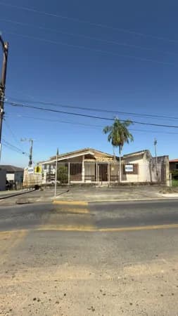 Casa de 04 quartos sendo 02 suítes em um terreno de 397m²