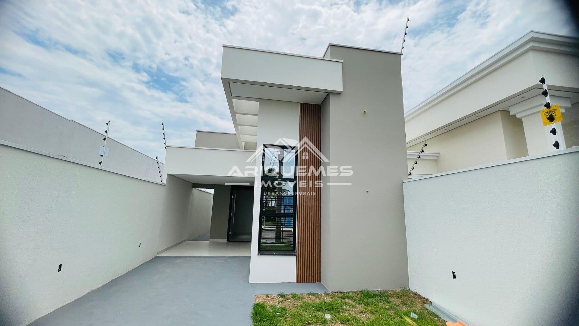 🏡 Casa nova à venda em bairro valorizado!