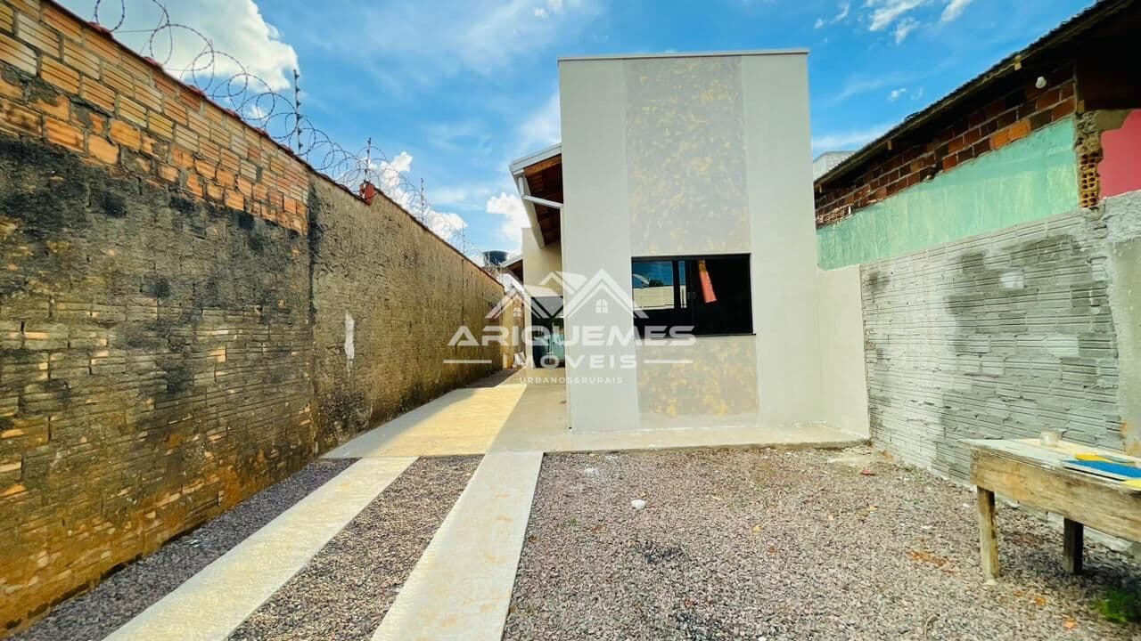 Casa Nova com 2 Quartos – Apta a Financiamento | Terreno 6x30