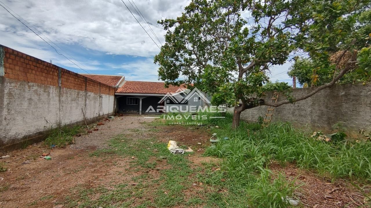 🏡 Casa com Amplo Terreno e Ótimo Potencial!