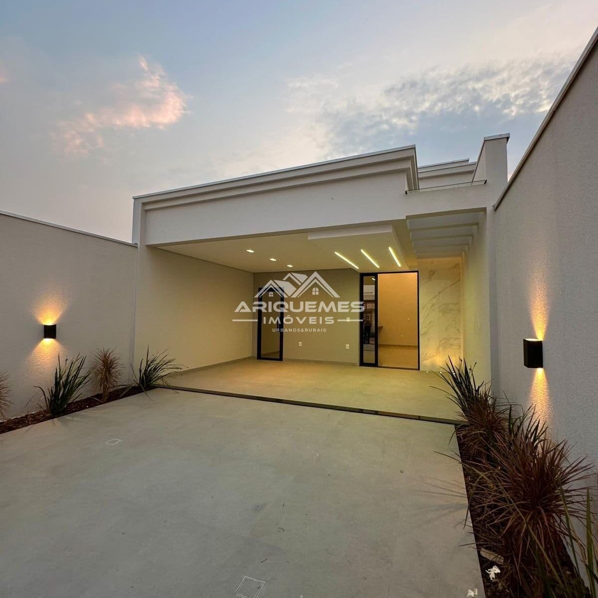 Casa Nova com Suíte e 110m² de Conforto