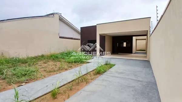 Casa Nova Moderna com 3 Quartos (1 Suíte) + Garagem Coberta | Pronta para Financiar