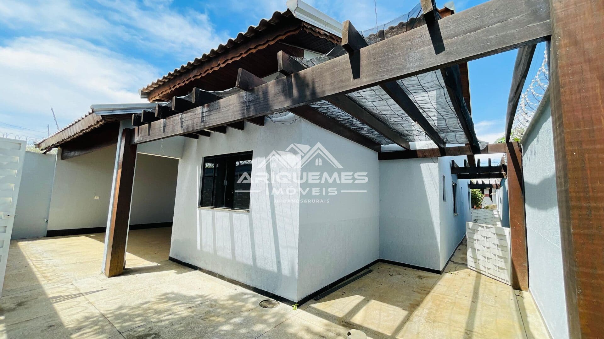 🏡 Casa Grande à Venda – Conforto e Lazer Completo