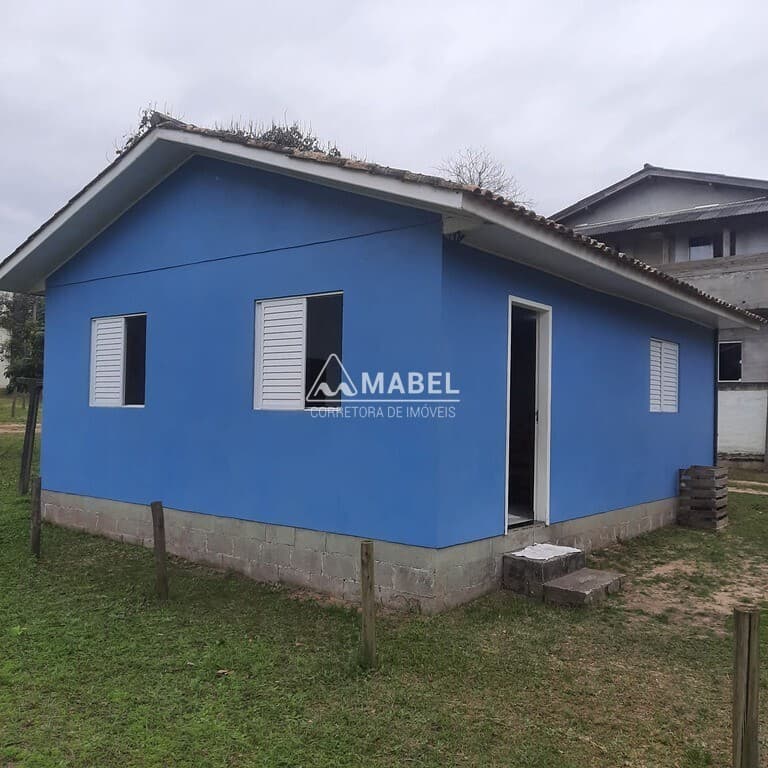 Casa à venda no bairro Ambrósio em Garopaba/SC