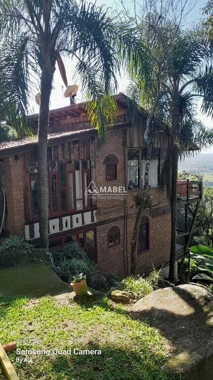 Casa à venda no bairro Encantada em Garopaba/SC